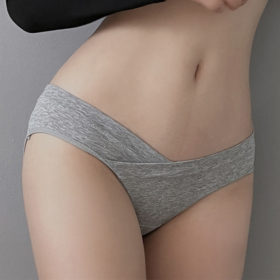 Cotton antibacterial women's low waisted triangular underwear